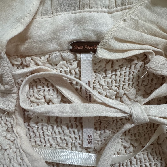 Free People Ruffle Me Up Sleeveless Front Tie Blouse Ivory Size Medium Casual - Picture 3 of 10
